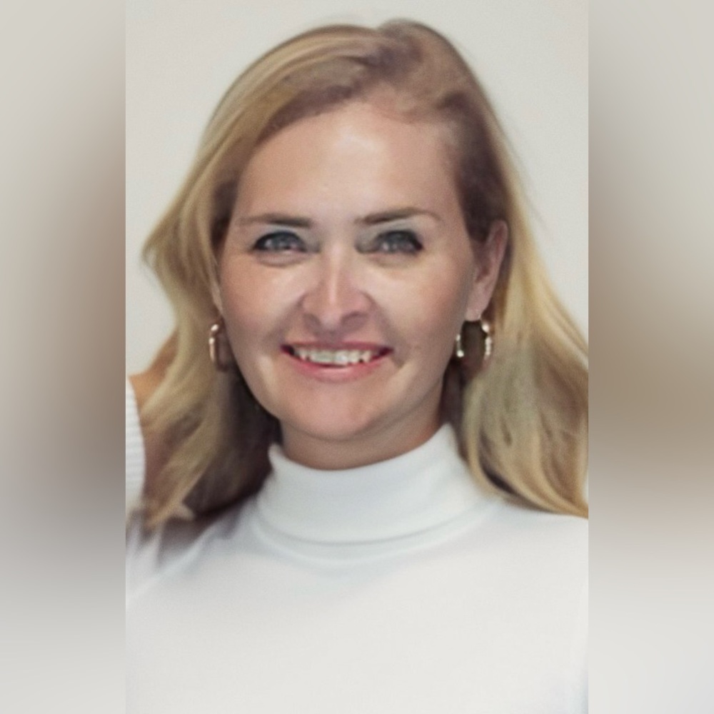 Meet your Posher, Angela